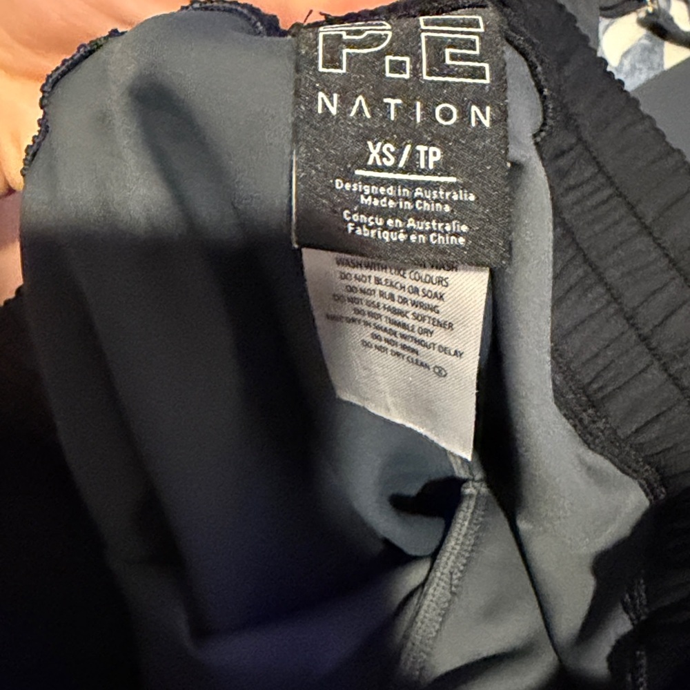 P.E Nation impact set in charcoal XS - Picture 9 of 10